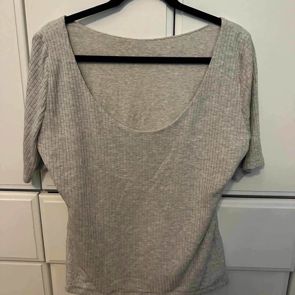 Abercrombie top XL - Picture 4 of 6